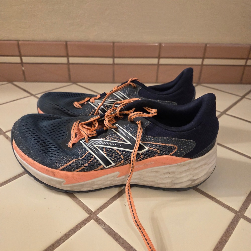 New Balance Fresh Foam More v3 Womens 7.5 Navy Orange Running Shoes WVARIEL3